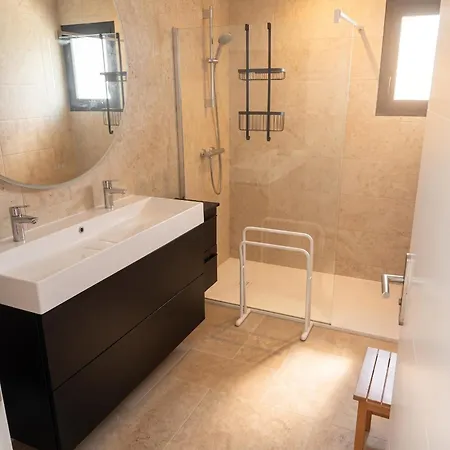 Maison Chaleureuse Et Climatiser A Avec Terrasse - 95 M² * Aressy